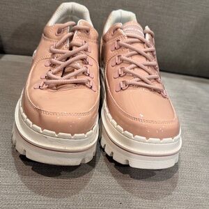 Skechers Women's Blush Sneakers